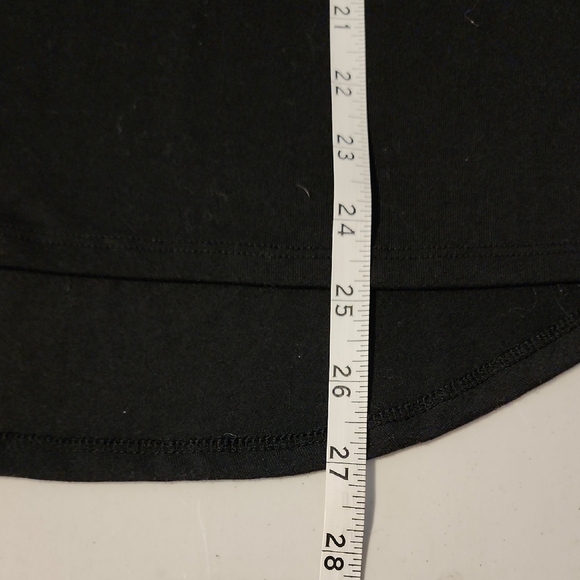 LuLaRoe Black Fitted Short Sleeve T-Shirt - Picture 6 of 7